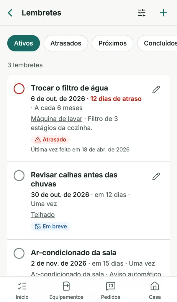 Lista de lembretes no Lumora com um lembrete atrasado de troca de filtro e outros próximos.